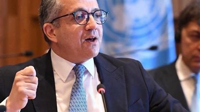 رئيس الوزراء يهنئ الدكتور خالد العناني بفوزه بمنصب مدير منظمة اليونسكو
