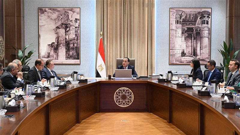 لجنة إدارة الدين العام الخارجي