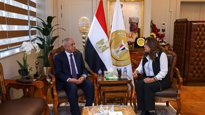 وزيرة التنمية المحلية تبحث مع «الأكاديمية العربية للعلوم والتكنولوجيا» سبل التعاون المشترك