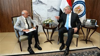 وزير البترول يبحث مع ساويرس تعزيز الاستثمار في التنقيب عن الذهب