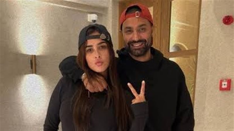 كريم فهمي وياسمين عبد العزيز
