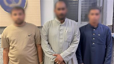 التحقيق مع 3 متهمين في واقعة الاعتداء على صاحب محل ملابس بأسوان
