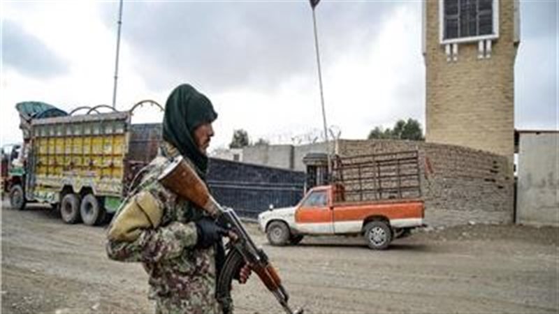 أول رد من أفغانستان على اشتباكاتها أمس مع باكستان