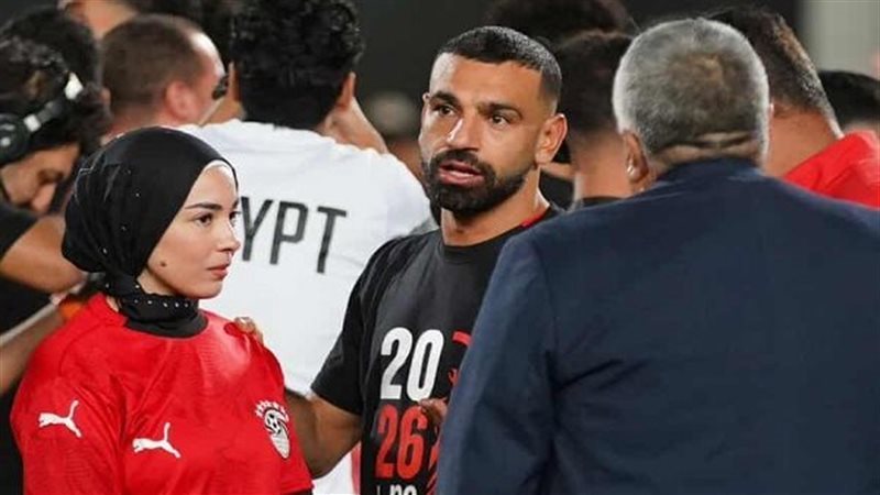 محمد صلاح وزوجته ماجي صادق