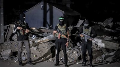حماس تبدأ عمليات حفر واسعة في خان يونس للبحث عن جثث الرهائن الإسرائيليين المتبقية