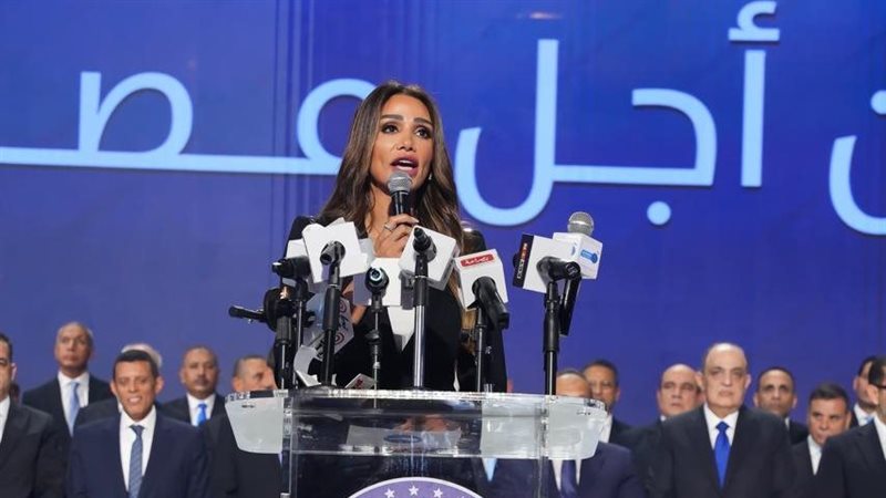 النائبة إنجي نصيف، عضو مجلس الشيوخ 
