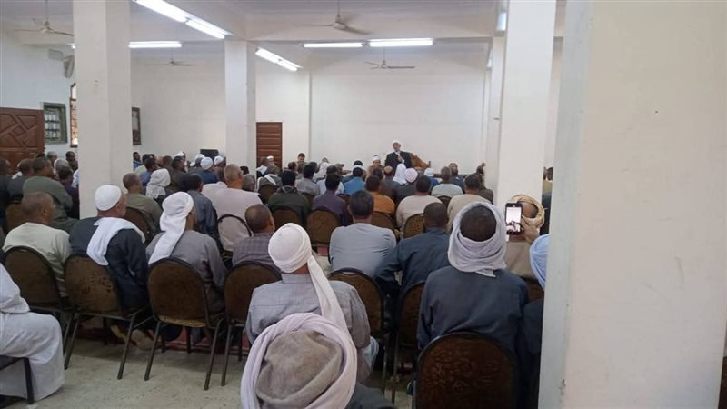 وكيل وزارة الأوقاف بالفيوم أثناء اللقاء