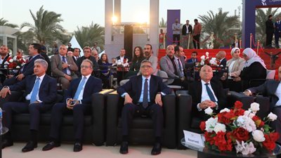 محافظ الجيزة يشارك باحتفالية فوز خالد العناني بمنصب مدير عام اليونسكو
