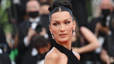  بيلا حديد تشعل السوشيال ميديا ... وسبب ضغط على المجتمع 