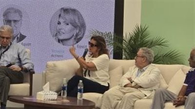 يسرا تكشف كواليس أول لقاء مع يوسف شاهين: «قال لي يا لمضة»