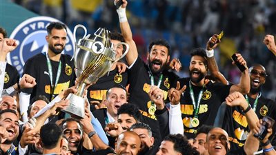 وداع الملاعب؟ بيراميدز يجهز مفاجأة إدارية لثنائي الفريق بعد التتويج بالسوبر
