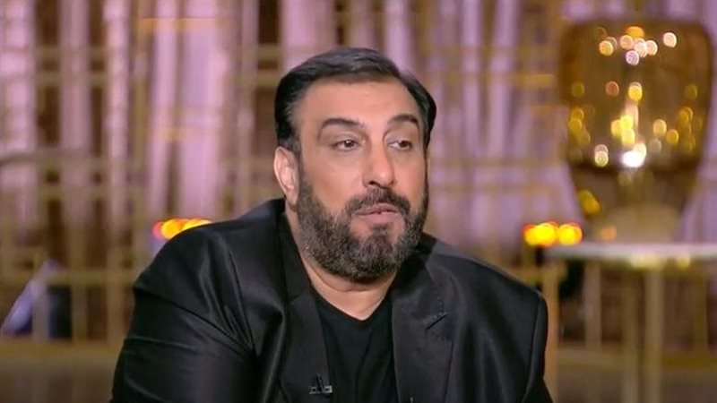حسام حسني