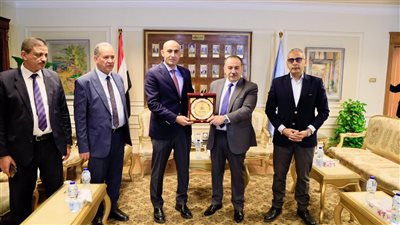 وزير التعليم يتفقد مدارس أسيوط لمتابعة سير الدراسة ويشيد بالانضباط والجهود المحلية