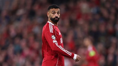 محمد صلاح يعاني في ليفربول.. سر تراجع مستوى الفرعون المصري وضغوط سلوت