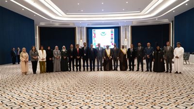 مصر تستعرض تجاربها في التعداد الاقتصادي وسوق العمل بسلطنة عمان