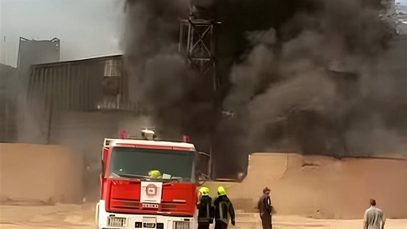 جانب من الحريق 