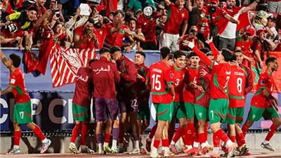 المغرب يضرب جزر القمر بثلاثية في الشوط الأول من كأس العرب 2025