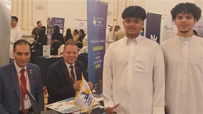 رئيس جامعة دمياط يشارك بفعاليات معرض للتعليم والتدريب بجدة