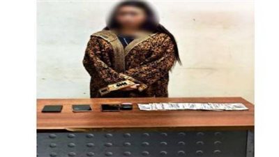 تمس أخلاقيات المجتمع.. ضبط صانعة محتوى لنشرها مقاطع فيديو خادشة للحياء