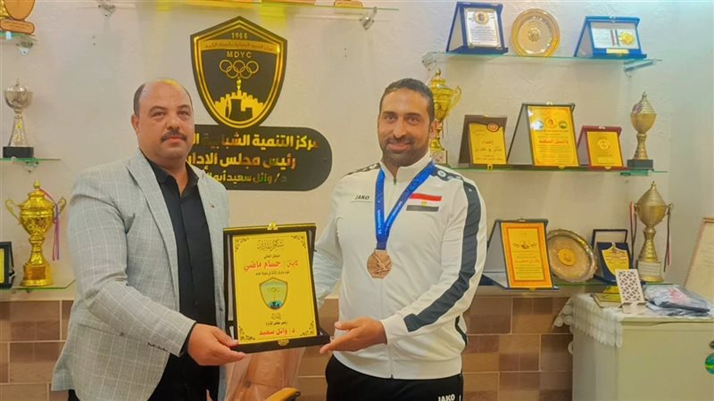 تكريم الكابتن حسام ماضي 