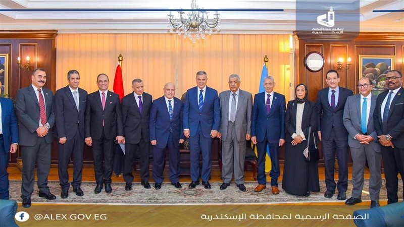 صورة تذكارية عقب اللقاء 