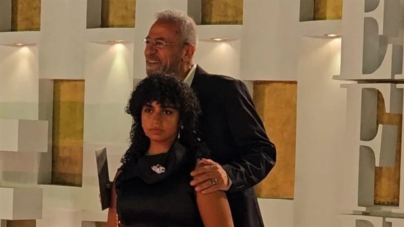 صبري فواز وابنته