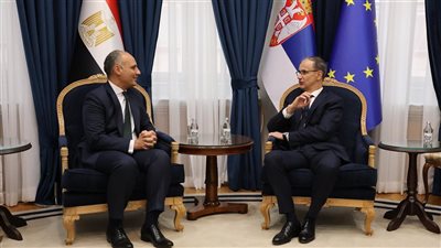 رئيس وزراء صربيا يستقبل السفير المصري لتعزيز التعاون الثنائي ومتابعة المشاريع المشتركة 