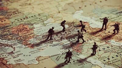 محامي الأمن القومي الأمريكي تعلق في حوار لـ “الجمهور” على الصراع الفلسطيني الإسرائيلي