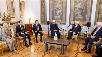 بسام راضي: الرئيس الايطالى يستقبل شيخ الأزهر في روما