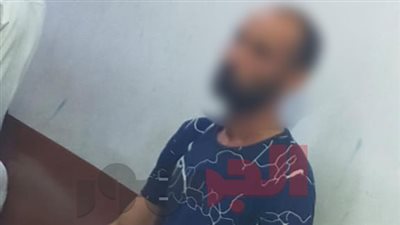 القبض على دجال بأسيوط ابتز فتيات بالمحلة الكبرى بزعم علاجهن بالقرآن
