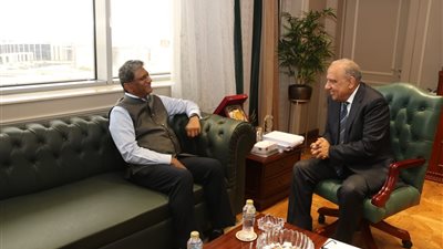 وزير الكهرباء يستقبل سفير الهند لدى القاهرة لبحث سبل تعزيز التعاون والشراكة