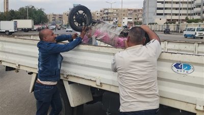 محافظ القاهرة يوجه رؤساء الأحياء باستمرار حملات منع سير اسكوتر الأطفال الكهربائي