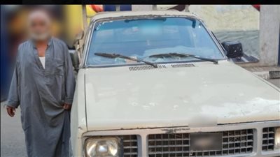 لتحميله طللاب بالصندوق.. ضبط سائق سيارة نقل بالإسكندرية