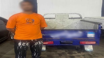 ضبط سائق تروسيكل بعد تحميله طلابًا بالصندوق الخلفي بالقاهرة