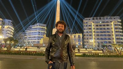 من هو مازن المتجول مخرج حفل افتتاح المتحف المصري الكبير؟