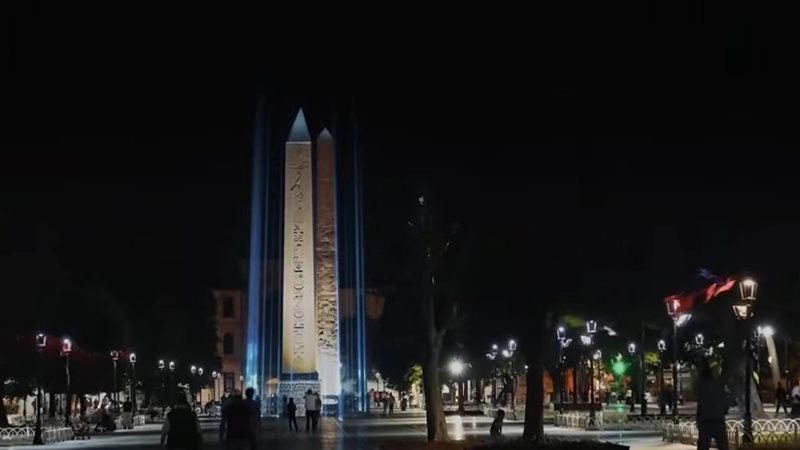 المسلة المعلقة 