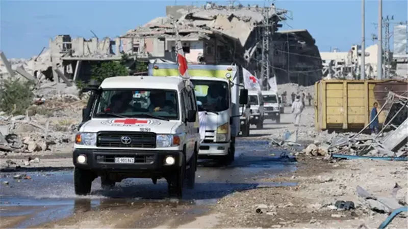 الصليب الأحمر يتوجه لاستلام جثامين فلسطينيين جنوب غزة