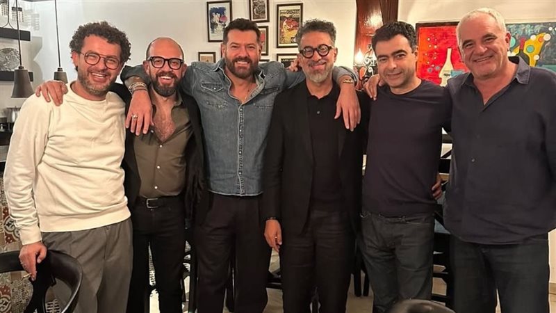 عمرو يوسف في عشاء مع نجوم  احتفالية المتحف الكبير