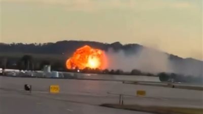 عاجل | عمدة لويفيل: تعليق حركة الطيران في مطار لويفيل الدولي لجميع الطائرات القادمة والمغادرة