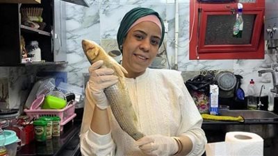 نظر أولى جلسات محاكمة البلوجر أم مكة بتهمة غسل الأموال اليوم
