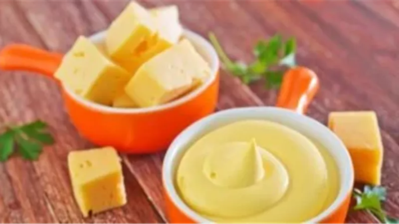 صوص الشيدر الكريمي في المنزل