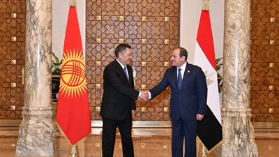 الرئيس السيسي يستقبل بعد قليل نظيره القيرغيزي صادير جباروف