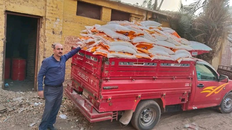 ضبط مصنع ومخزن بدون ترخيص في المنيا