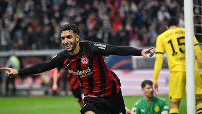 مرموش في مواجهة قوية أمام متصدر الدوري الألماني الليلة