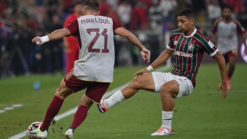 على معلول، ولاعب فلومينينسي