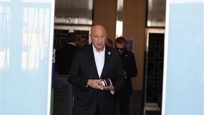 قبل لقاء أوراوا الياباني.. جماهير الأهلي لـ«الخطيب»: «ربنا يشفيك يا بيبو»