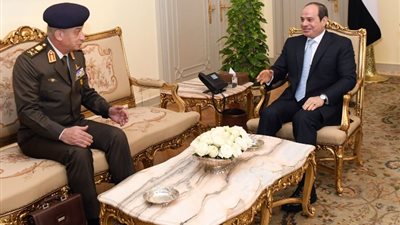 الرئيس السيسي يستقبل الفريق أول محمد زكي وزير الدفاع