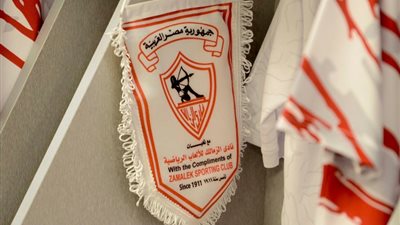 «فيفا» يقرر إيقاف القيد لنادي الزمالك مرة أخرى بسبب سامسون أكينيولا