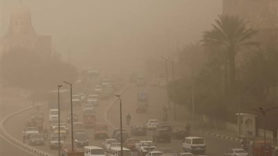 طقس اليوم.. انخفاض في درجات الحرارة والأرصاد تحذر مرضى الحساسية