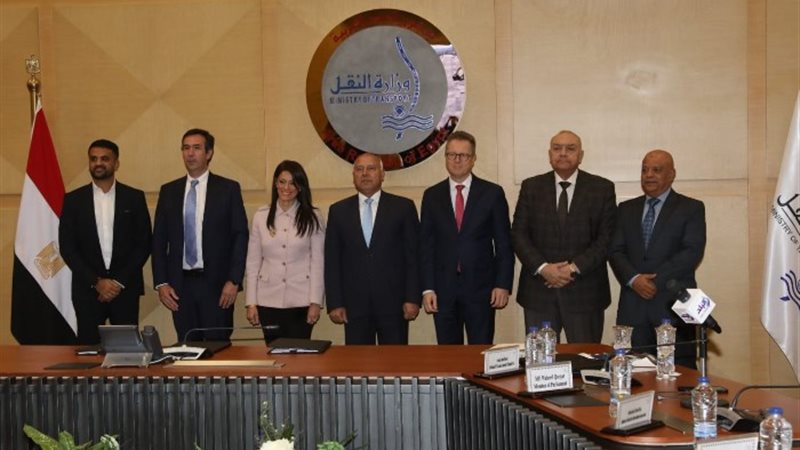مهندس كامل الوزير - وزير النقل والدكتورة رانيا المشاط- وزير